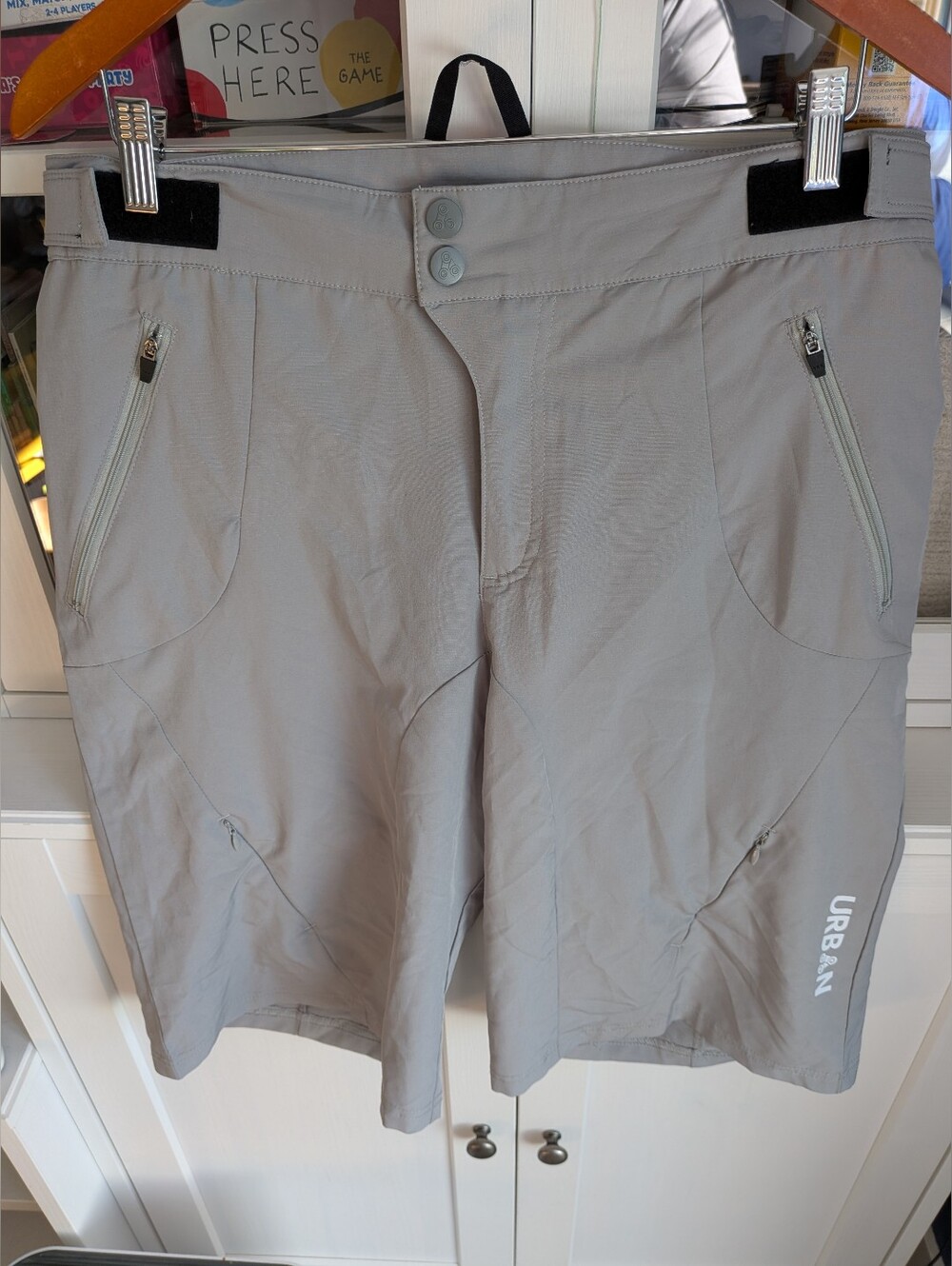 ​Urban Men's Size L Cycling Shorts Gray Adjustable Waist Unpadded MTB